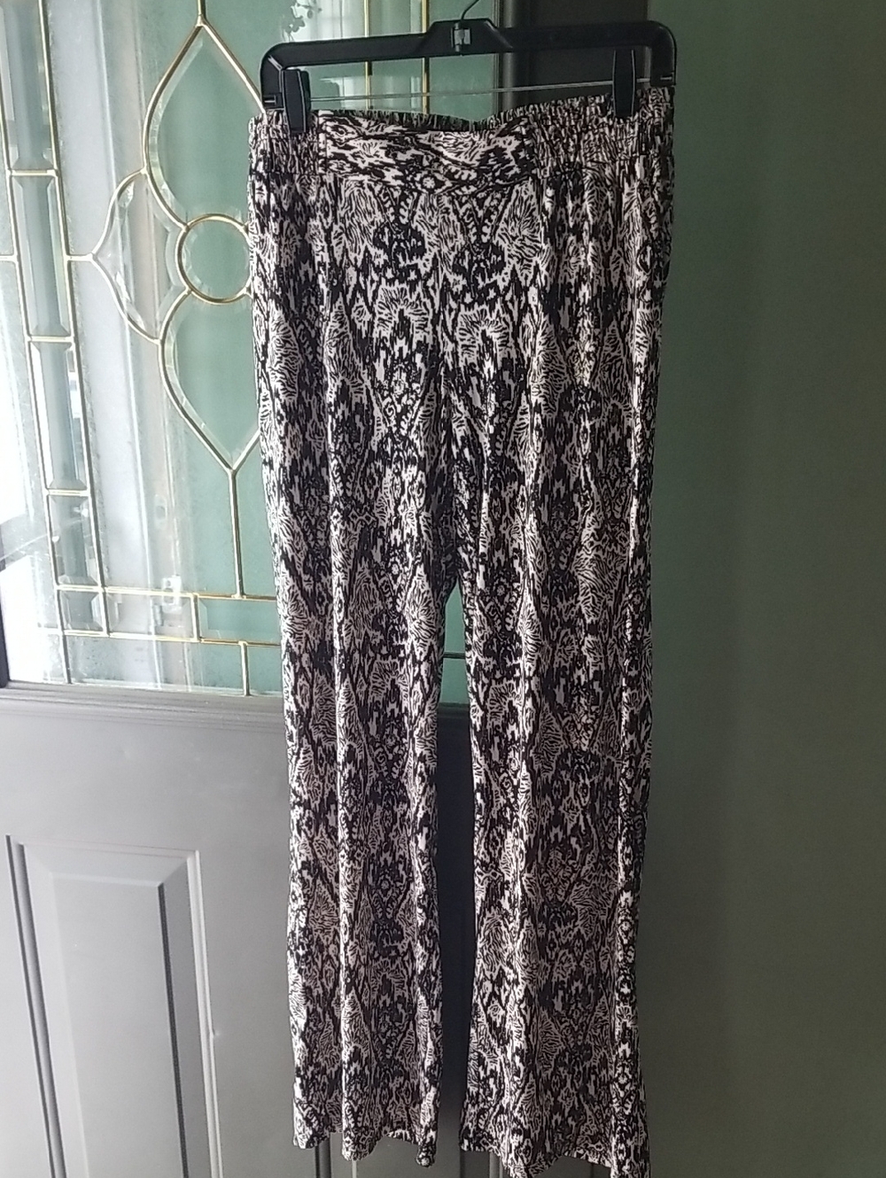 IMAN Black & White Printed Wide-Leg Pull-On Pants